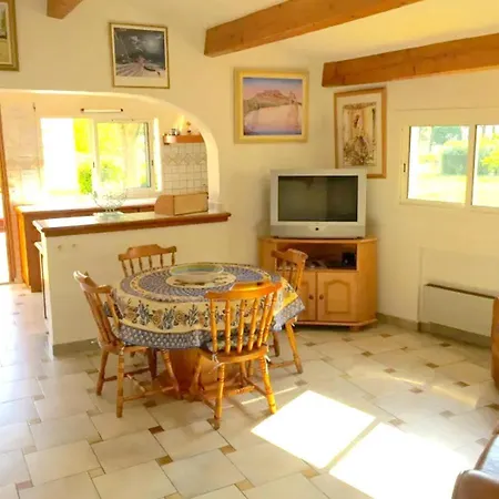Holiday home House With One Bedroom In Sur Argens With Shared Pool Enclosed Garden And Wifi *